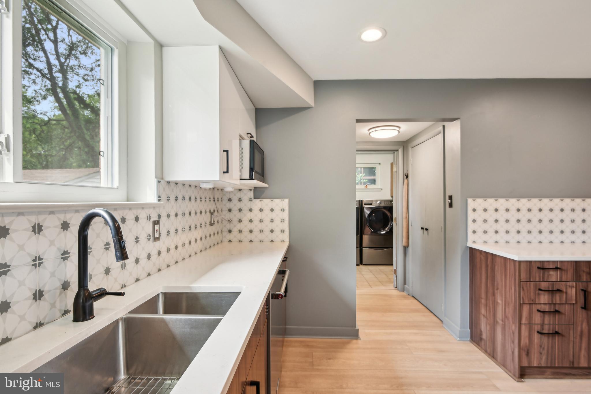 906 North Belgrade Road Silver Spring, MD 20902 - Photo 22 of 56 Kitchen