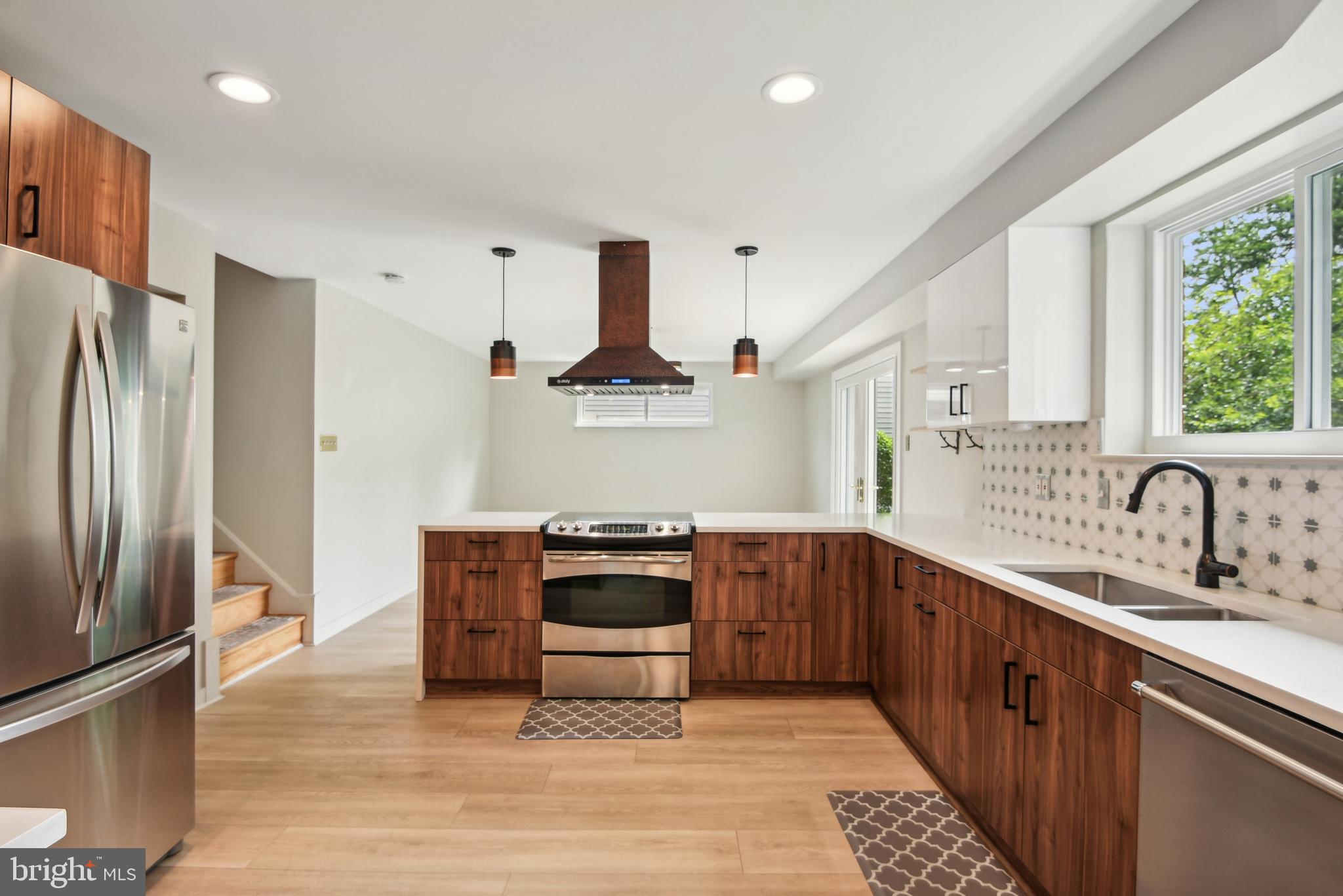 906 North Belgrade Road Silver Spring, MD 20902 - Photo 24 of 56 Kitchen