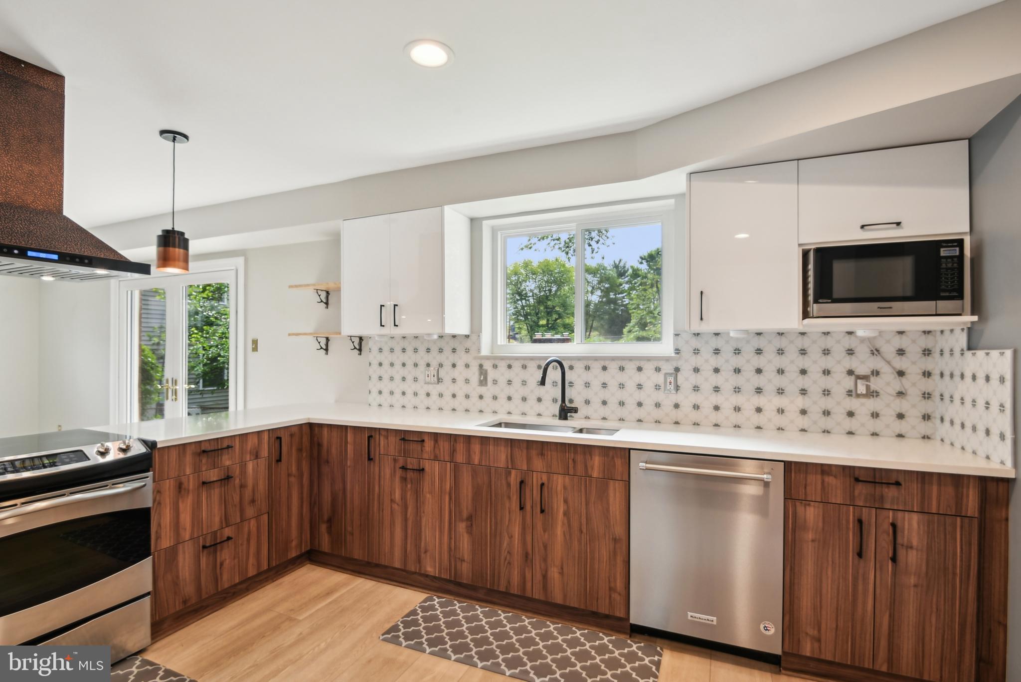906 North Belgrade Road Silver Spring, MD 20902 - Photo 25 of 56 Kitchen