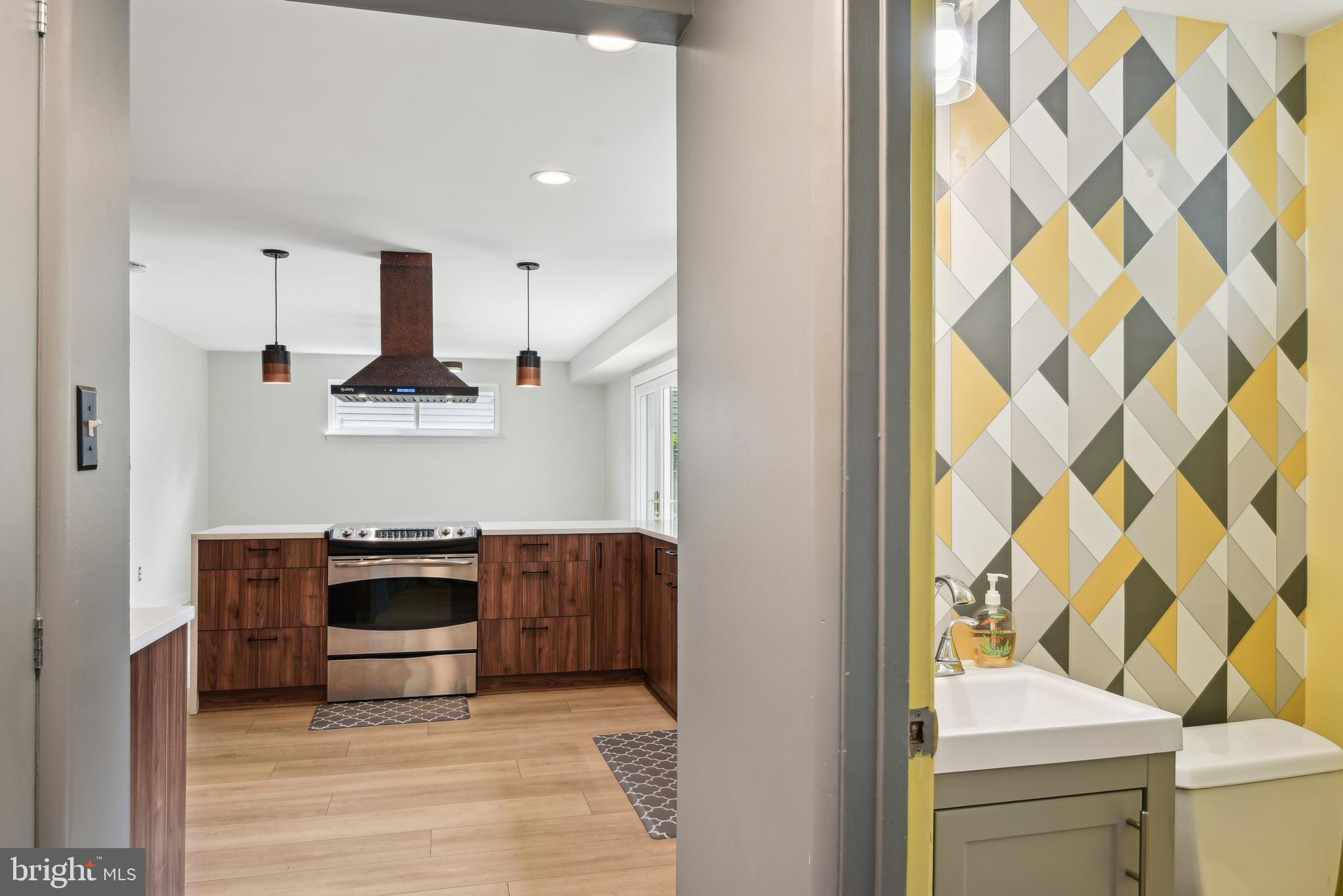 906 North Belgrade Road Silver Spring, MD 20902 - Photo 27 of 56