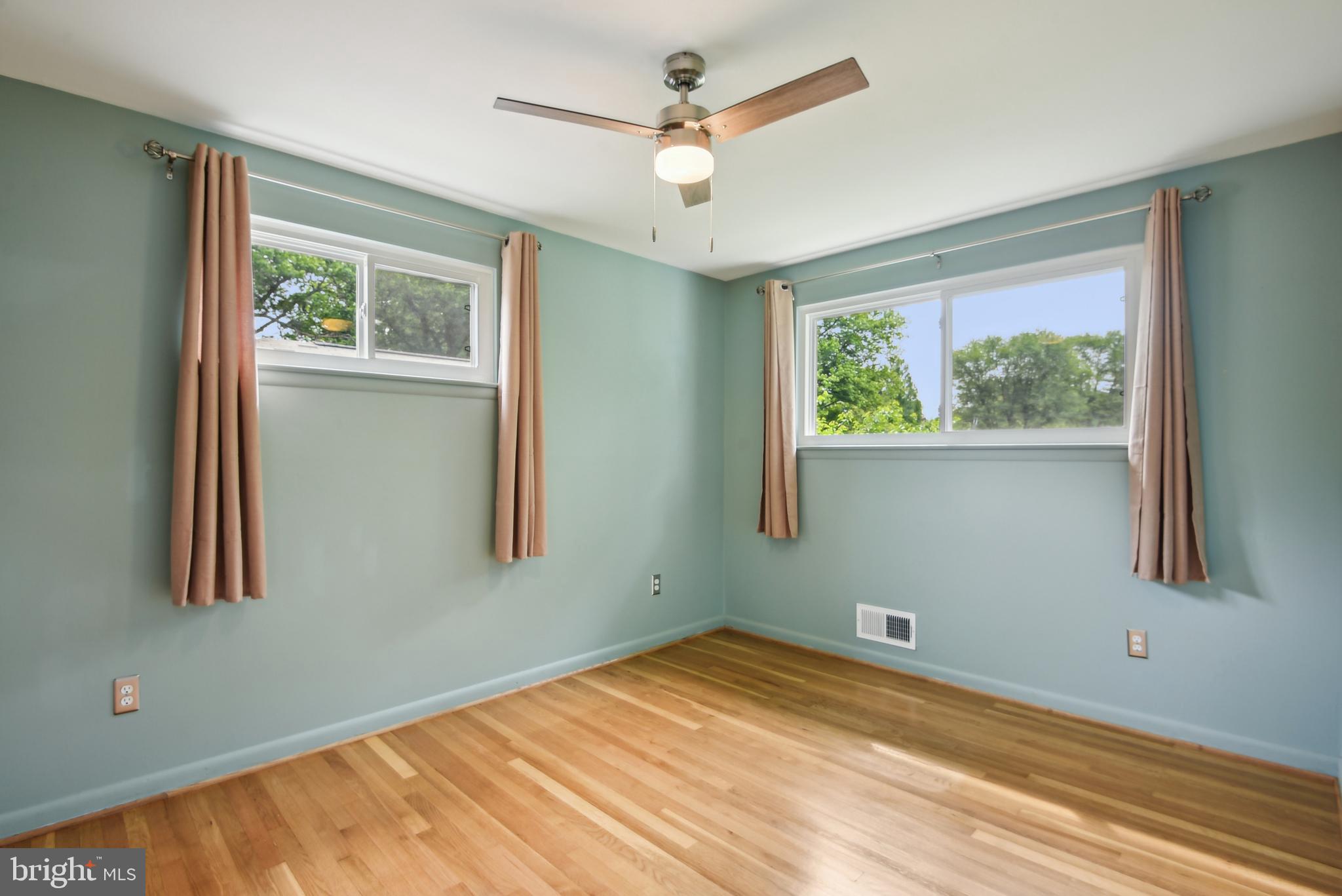 906 North Belgrade Road Silver Spring, MD 20902 - Photo 31 of 56 Bedroom