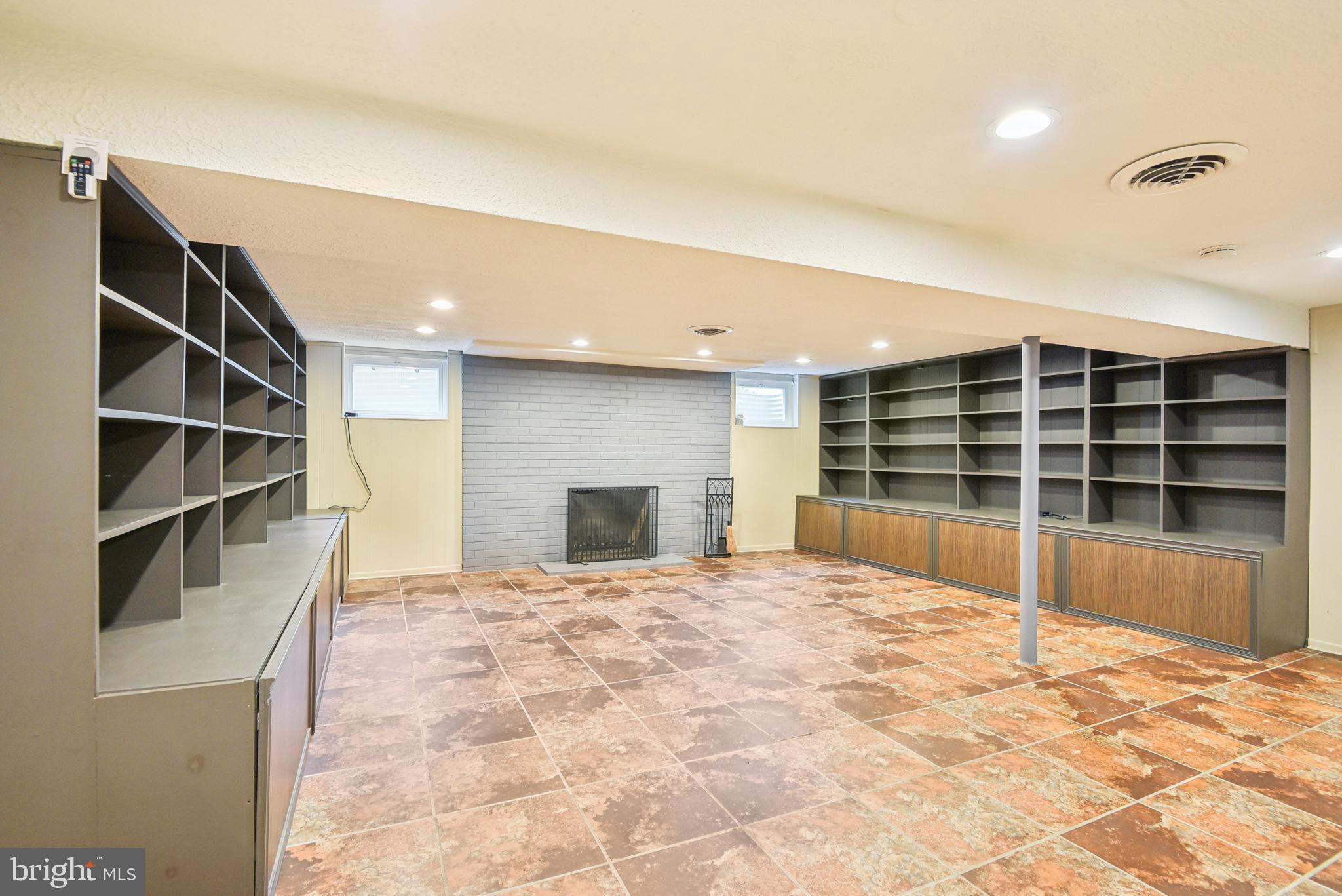 906 North Belgrade Road Silver Spring, MD 20902 - Photo 43 of 56 Family Room