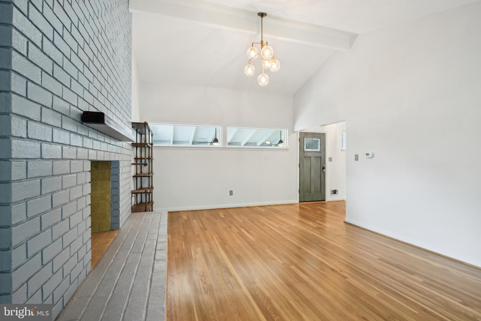 906 North Belgrade Road Silver Spring, MD 20902 - Photo 6 of 56 Living Room