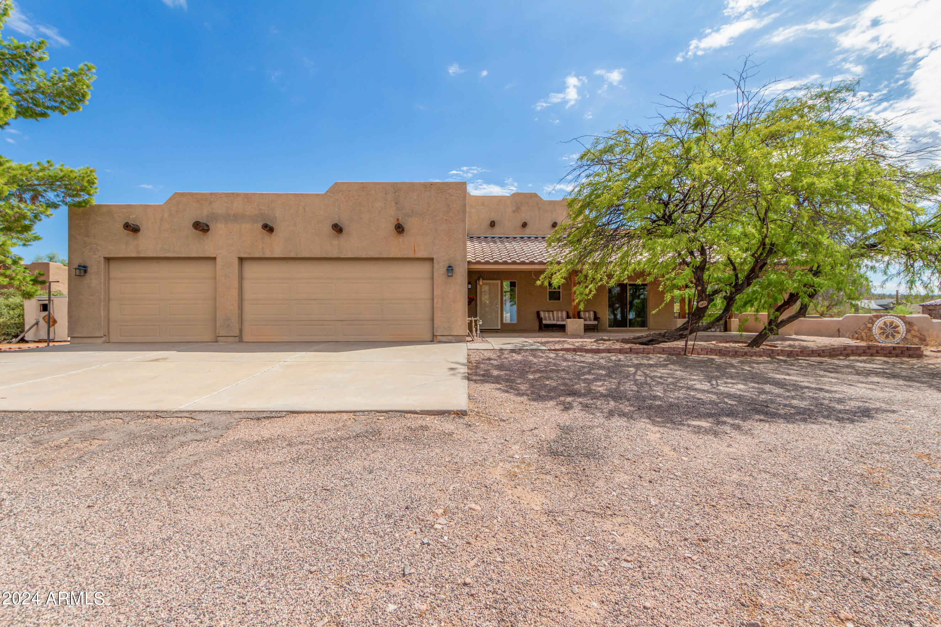 947 North Prospectors Road Apache Junction, AZ 85119 - Photo 1 of 52 01 - Prospectors