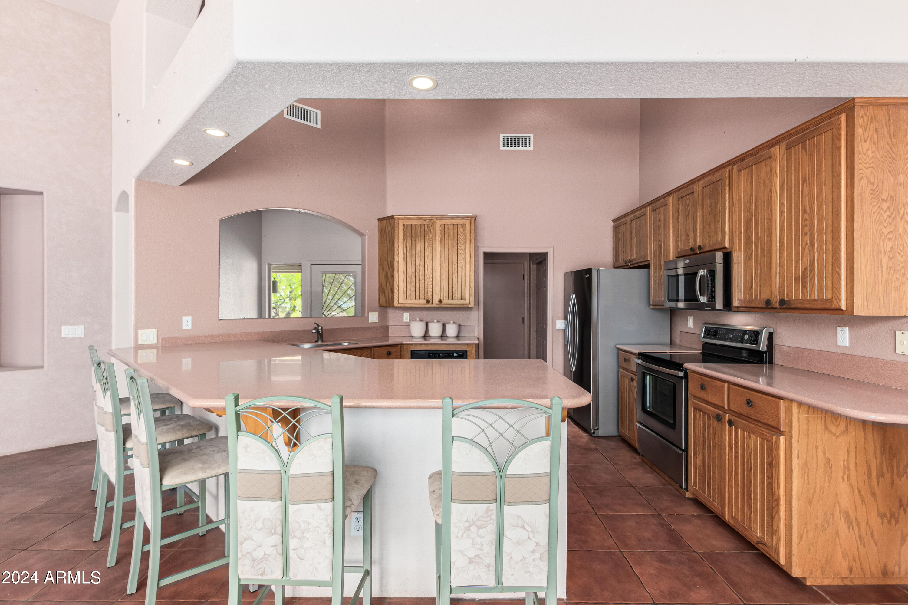 947 North Prospectors Road Apache Junction, AZ 85119 - Photo 11 of 52 10 - Prospectors