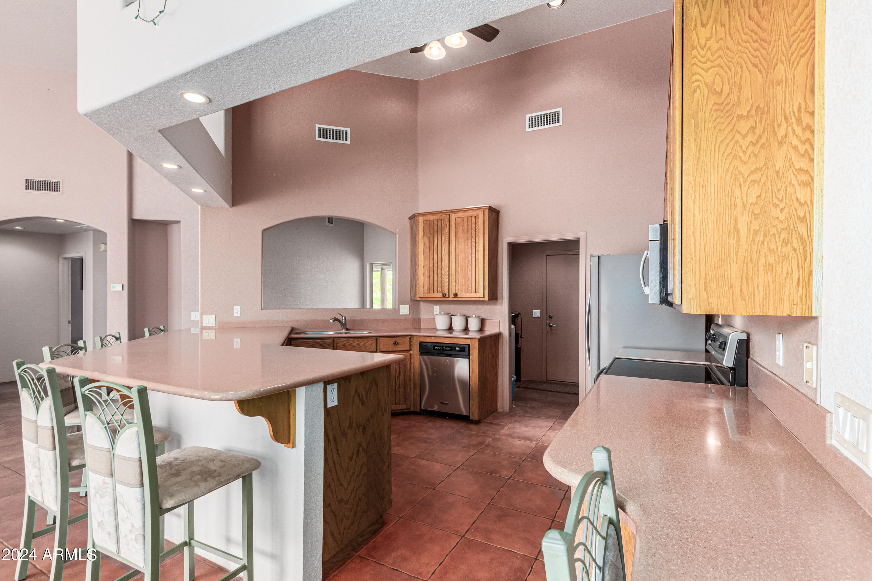 947 North Prospectors Road Apache Junction, AZ 85119 - Photo 15 of 52 14 - Prospectors