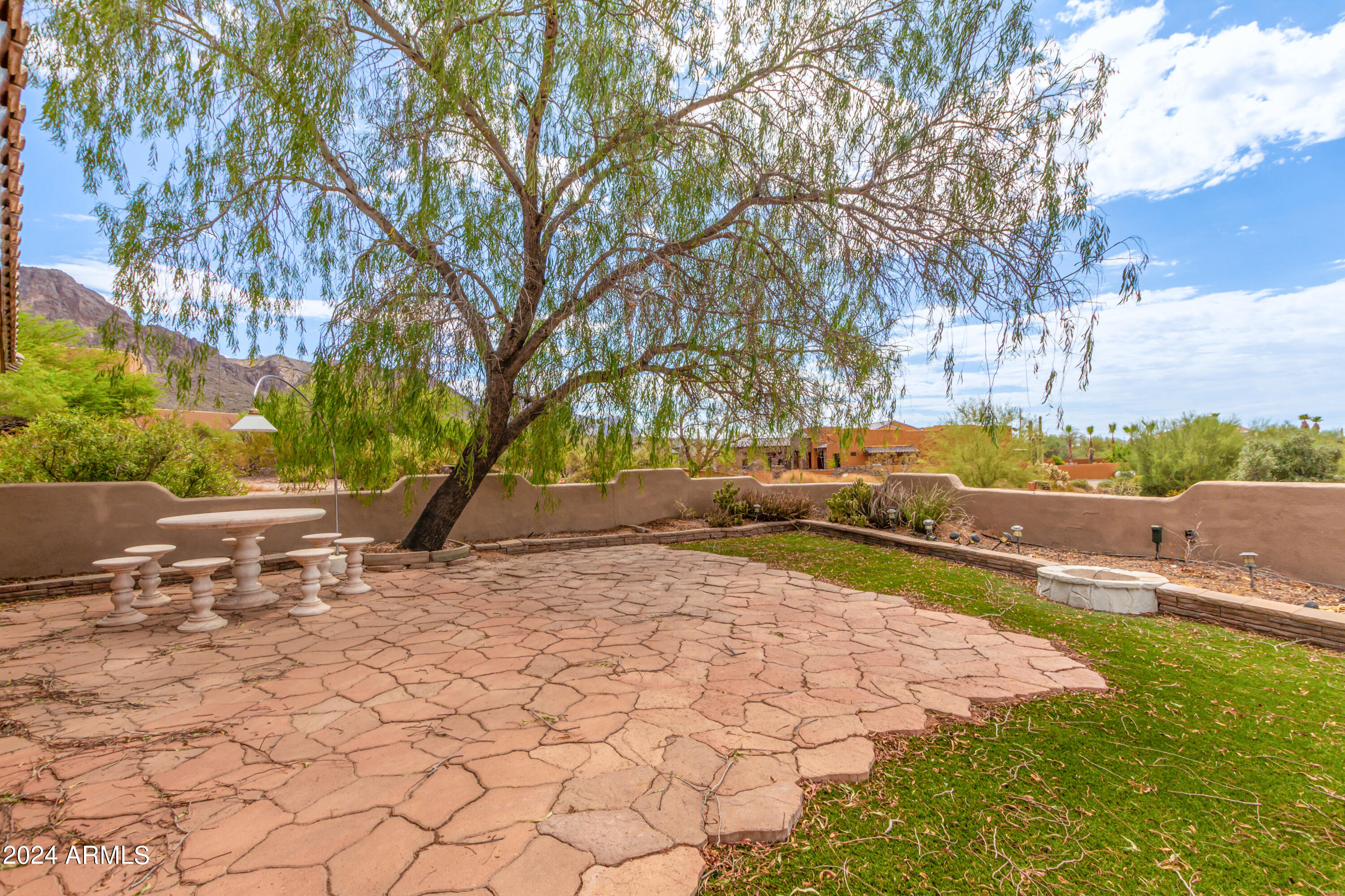 947 North Prospectors Road Apache Junction, AZ 85119 - Photo 34 of 52 32 - Prospectors