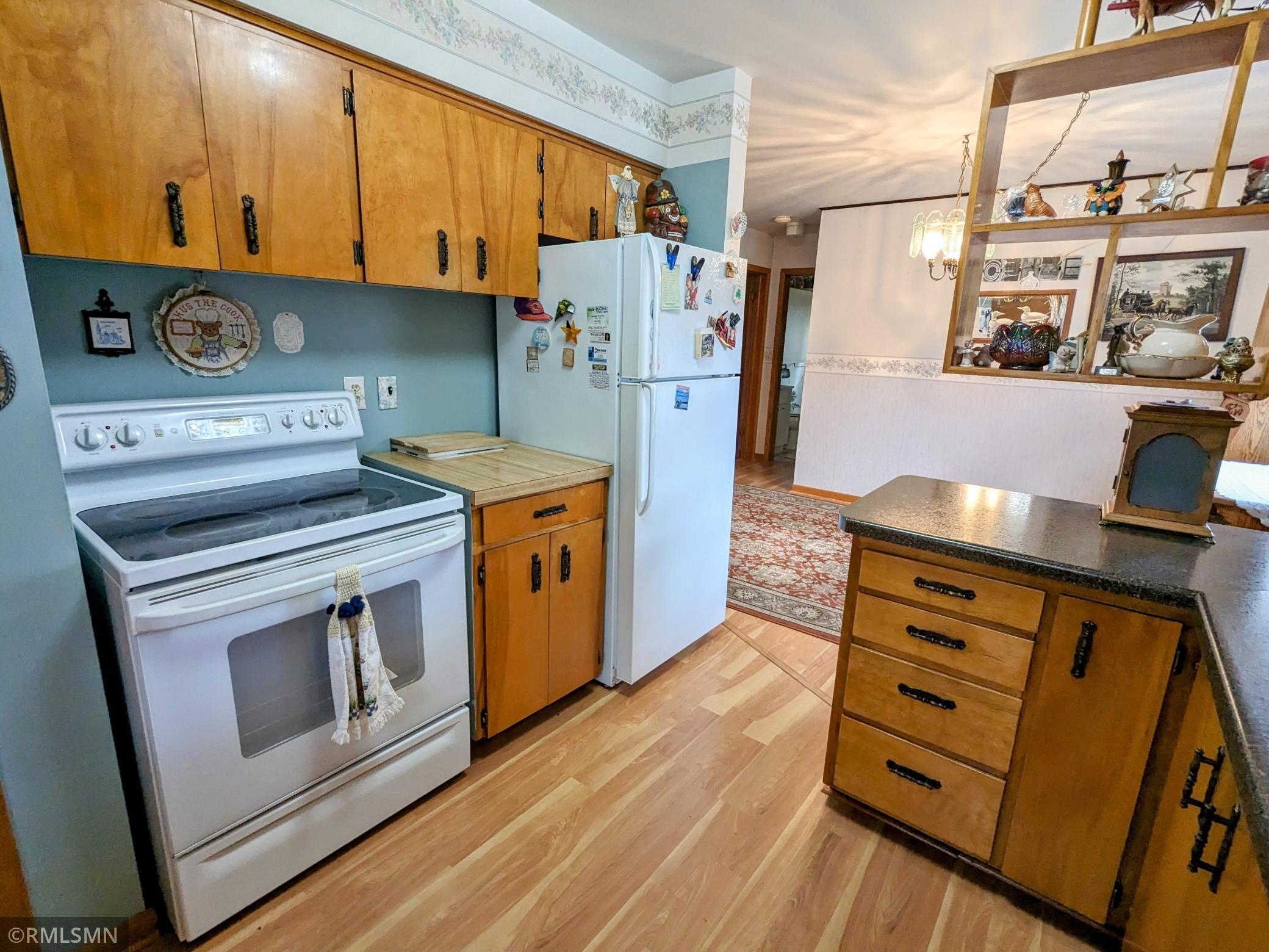 331 South 9th Street Bird Island, MN 55310 - Photo 7 of 28 Gallery Image 7