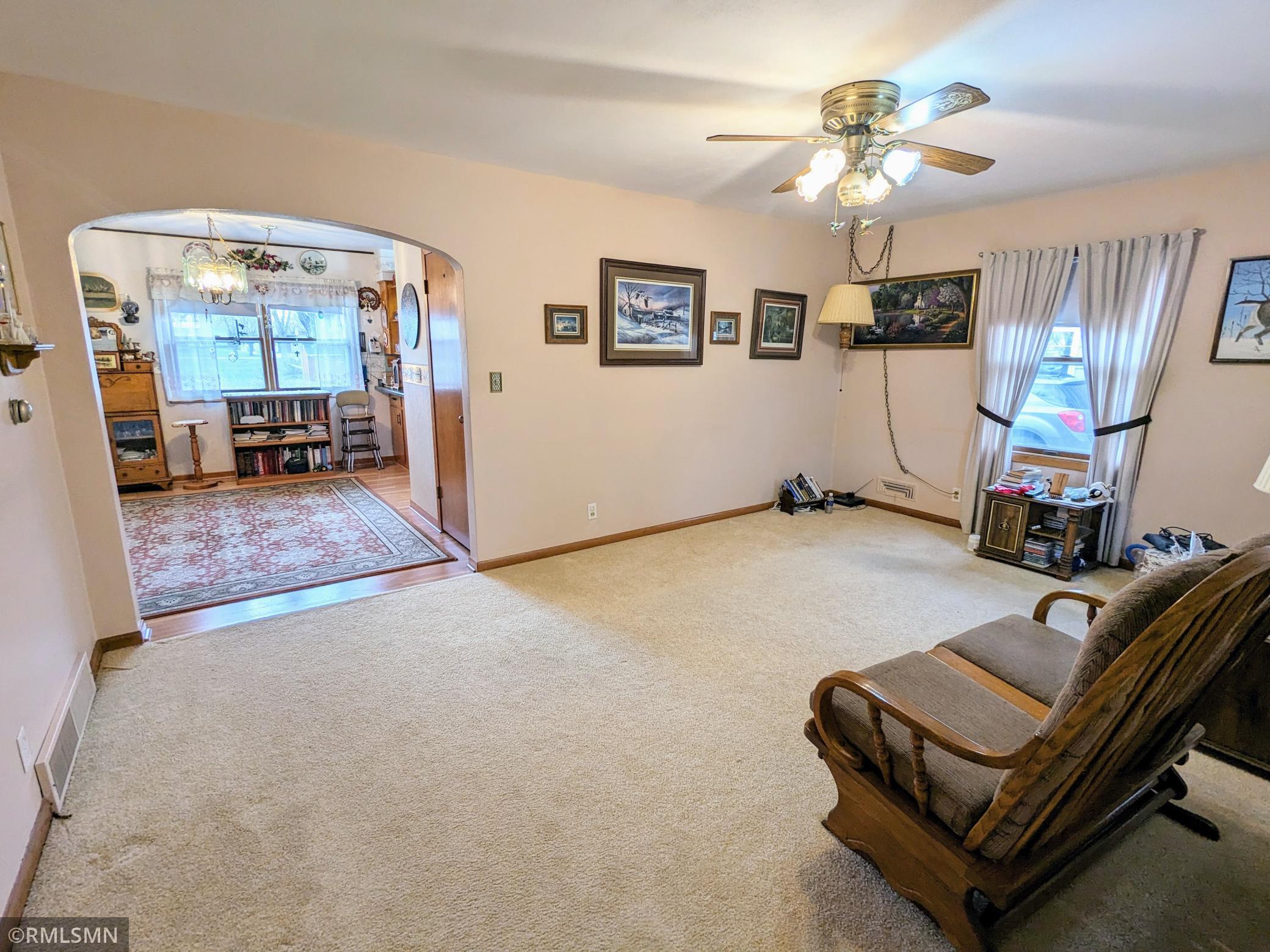 331 South 9th Street Bird Island, MN 55310 - Photo 10 of 28 Gallery Image 10