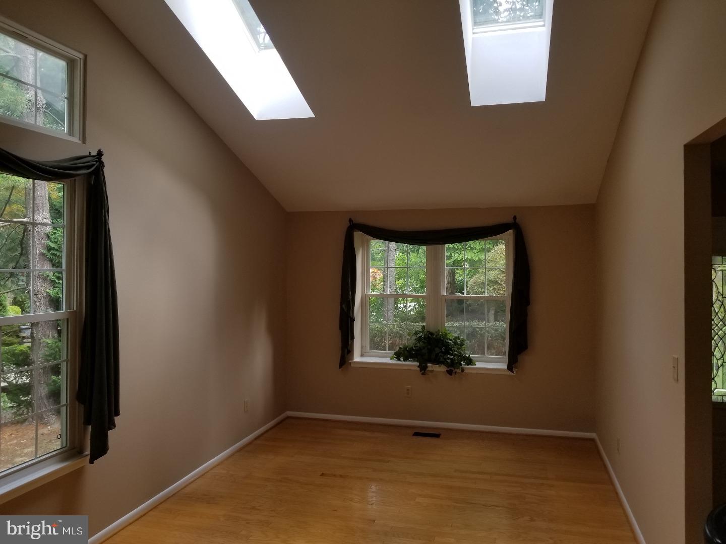 20 Wyndham Road Voorhees, NJ 08043 - Photo 13 of 25 Gallery Image 13