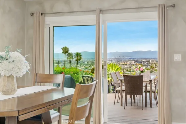 $2,880,000 | 5013 VÃa El Sereno, Torrance, CA 90505