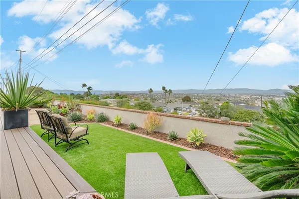 $2,880,000 | 5013 VÃa El Sereno, Torrance, CA 90505