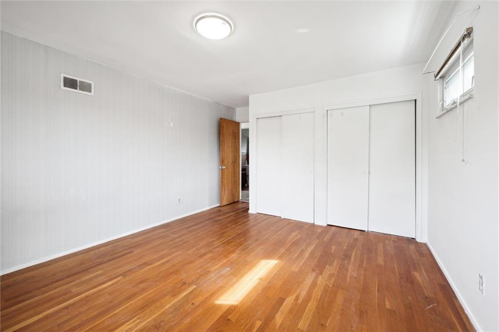 1285 Girard Road Pittsburgh, PA 15227 - Photo 14 of 34 Gallery Image 14