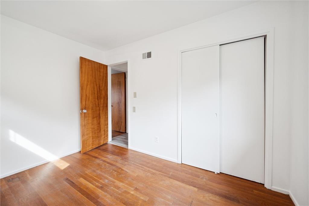 1285 Girard Road Pittsburgh, PA 15227 - Photo 19 of 34 Gallery Image 19