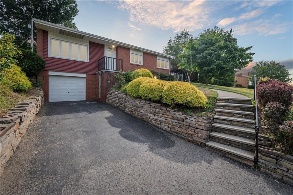 1285 Girard Road Pittsburgh, PA 15227 - Photo 2 of 34 Gallery Image 2