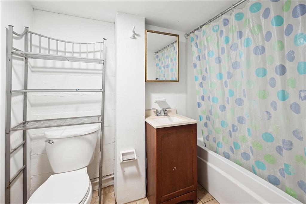 1285 Girard Road Pittsburgh, PA 15227 - Photo 23 of 34 Gallery Image 23