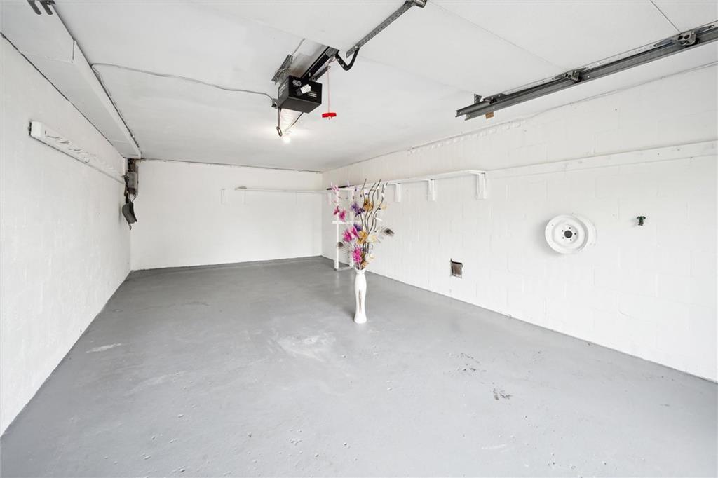 1285 Girard Road Pittsburgh, PA 15227 - Photo 27 of 34 Gallery Image 27
