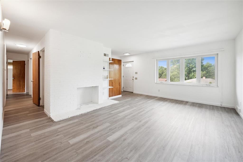 1285 Girard Road Pittsburgh, PA 15227 - Photo 7 of 34 Gallery Image 7