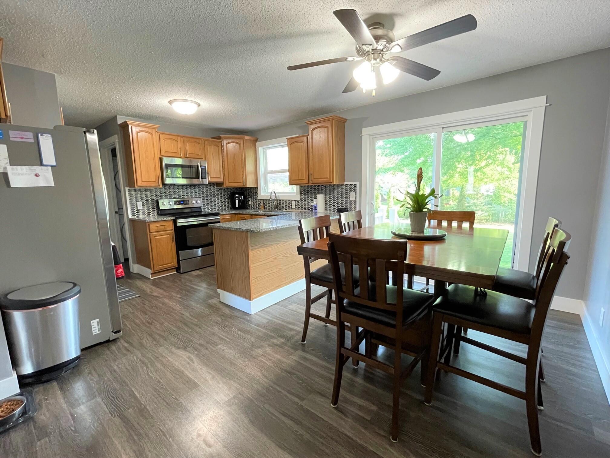 1095 Woodside Road Muskegon, MI 49441 - Photo 23 of 37 IMG_3321