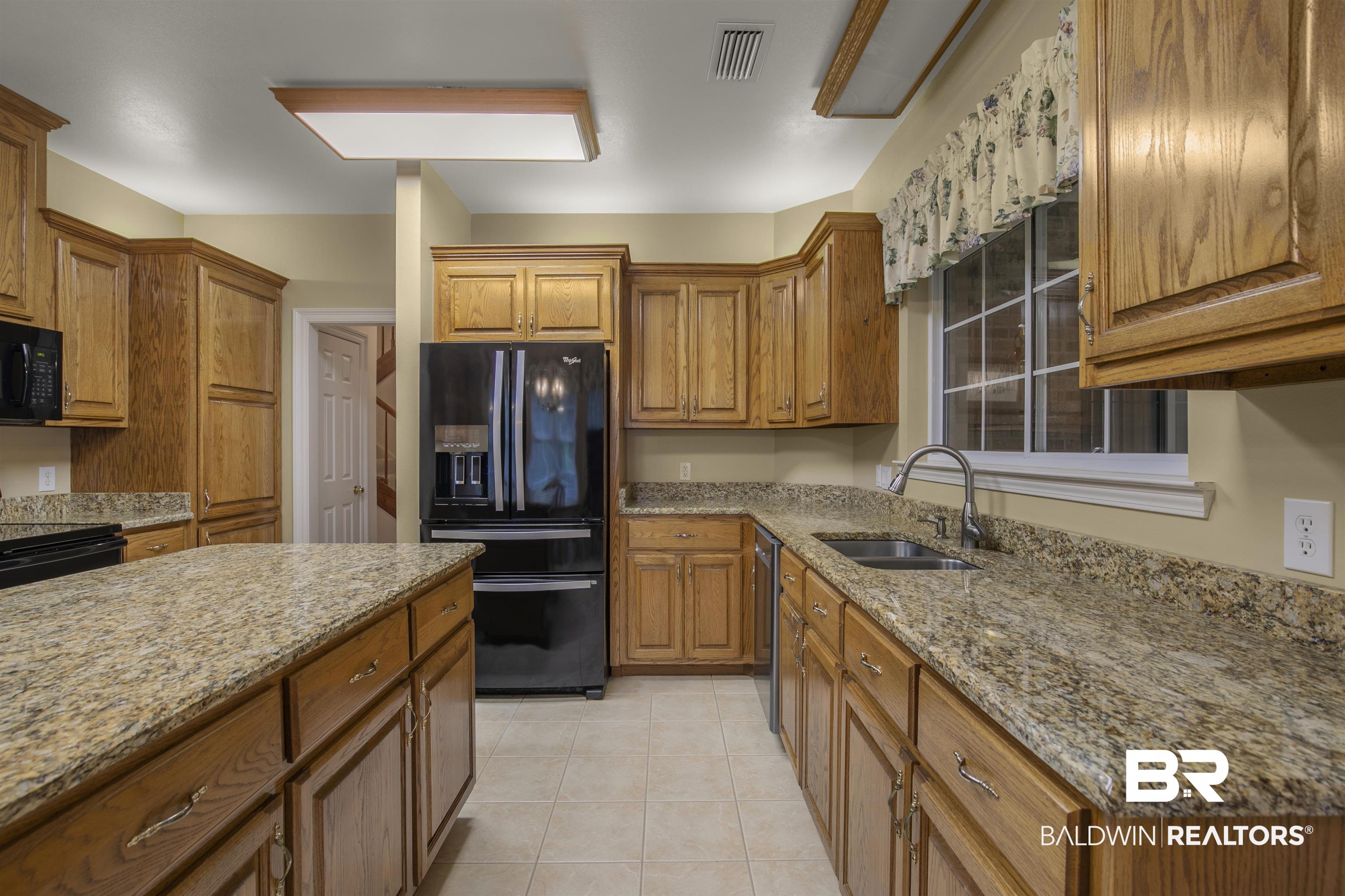 9404 Soldier Creek Road Lillian, AL 36549 - Photo 18 of 49 Kitchen