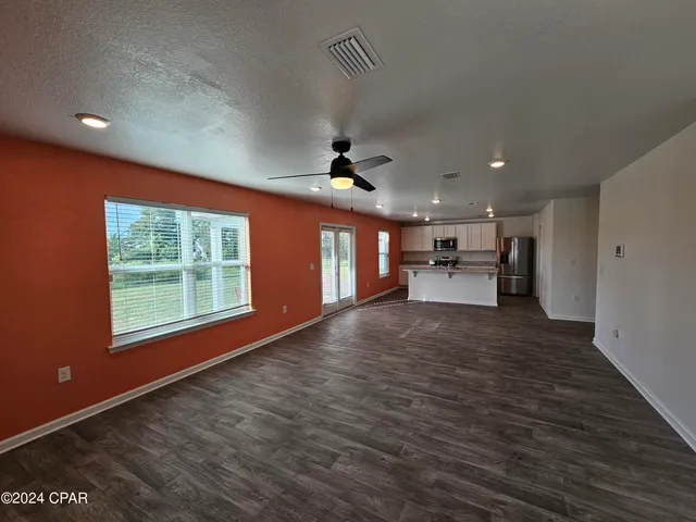 $2,300 | 504 Albert Meadow Lane, Panama City, FL 32404