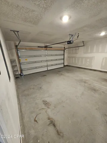 $2,300 | 504 Albert Meadow Lane, Panama City, FL 32404