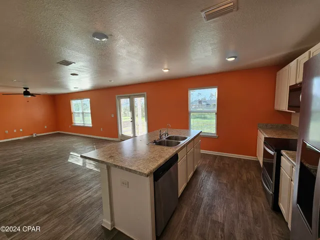 $2,300 | 504 Albert Meadow Lane, Panama City, FL 32404