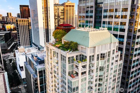 $1,225,000 | 819 Virginia Street, Unit 3303, Seattle, WA 98101