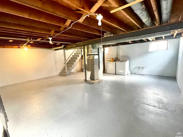 $174,000 | 1517 West 3rd Street, Lawrence, KS 66044