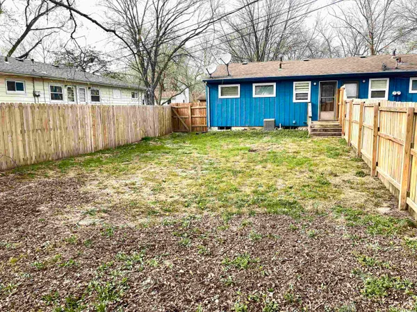 $174,000 | 1517 West 3rd Street, Lawrence, KS 66044