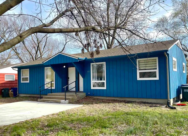 $174,000 | 1517 West 3rd Street, Lawrence, KS 66044
