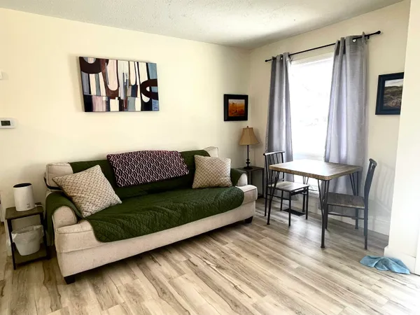 $174,000 | 1517 West 3rd Street, Lawrence, KS 66044