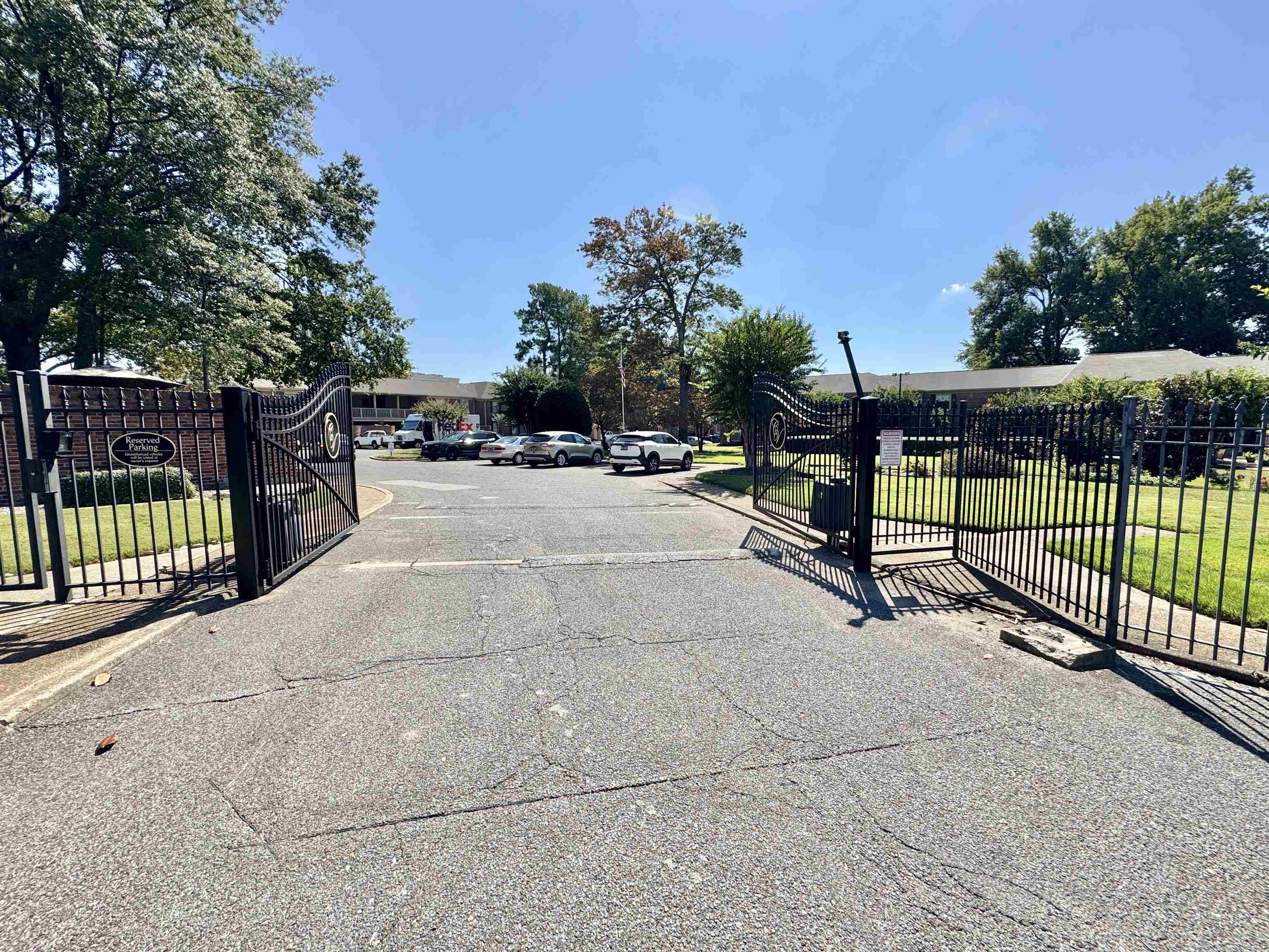1202 Middle Court, Unit 101 Memphis, TN 38119 - Photo 17 of 24 a view of a backyard