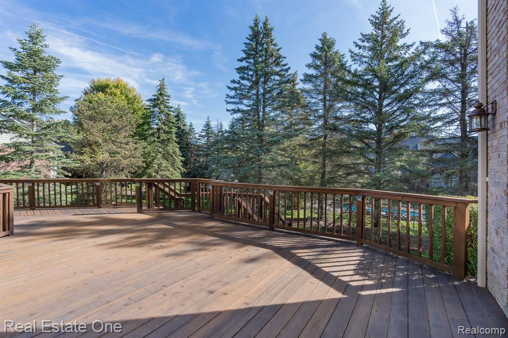 5849 Kingspointe Drive Rochester, MI 48306 - Photo 52 of 57