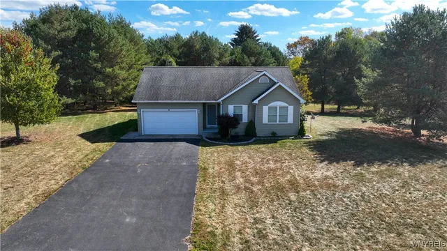 $309,000 | 151 East Hill Run, Springville, NY 14141