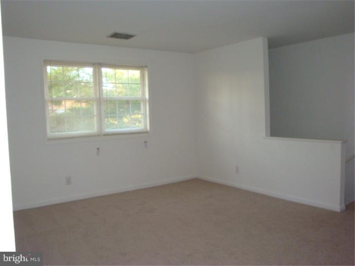 115 Eaves Mill Road Medford, NJ 08055 - Photo 3 of 12 Living Room