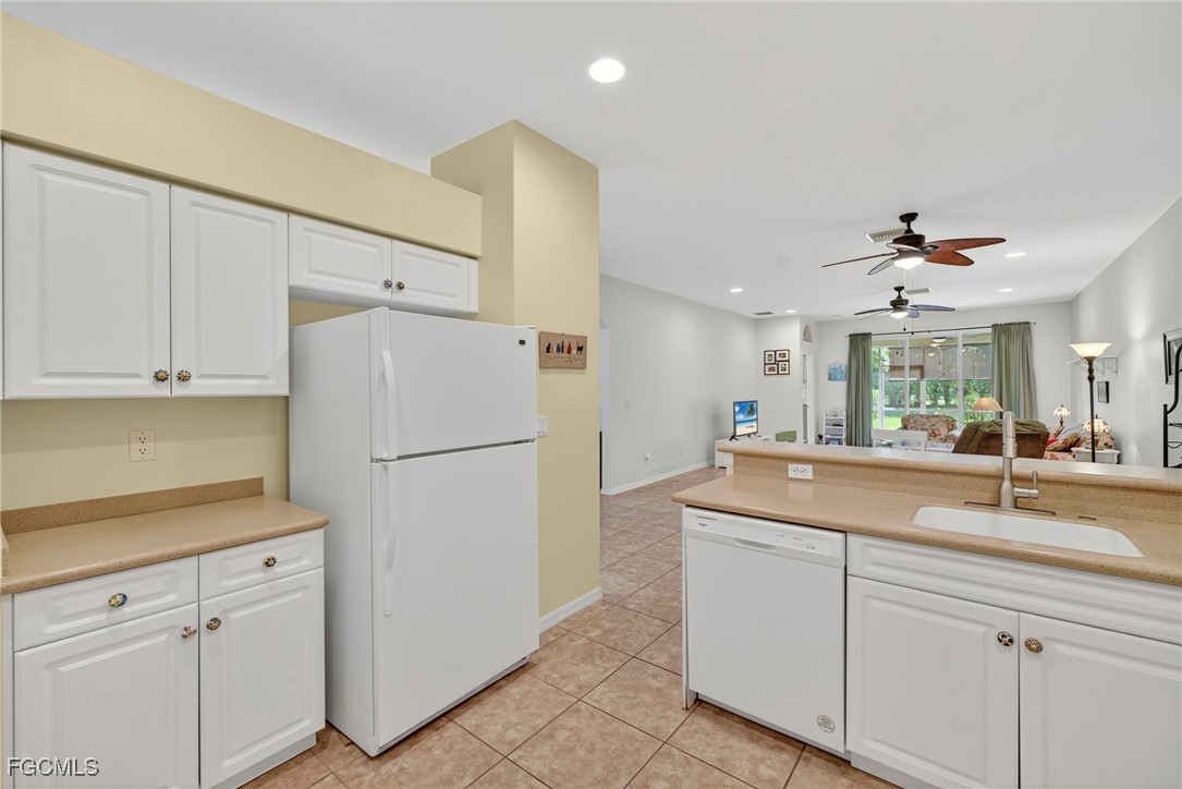 12671 Stone Valley Loop Fort Myers, FL 33913 - Photo 5 of 38 Gallery Image 5