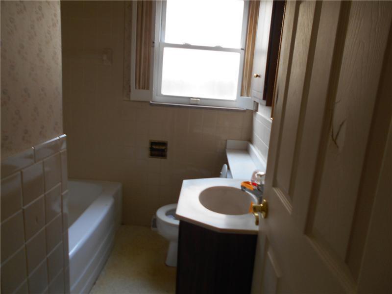 603 Virginia Rochester, PA 15074 - Photo 7 of 12 Other.