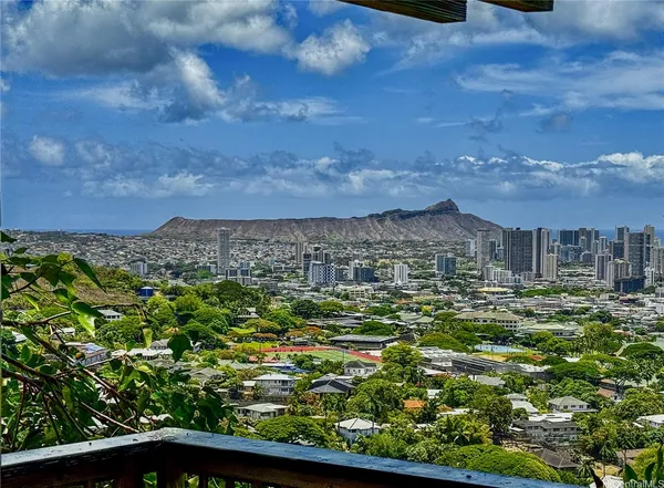 $3,978 | 2445 Makiki Heights Drive, Honolulu, HI 96822