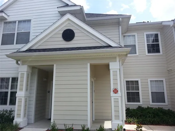$1,890 | 200 Southern Pecan Circle, Unit 203, Winter Garden, FL 34787