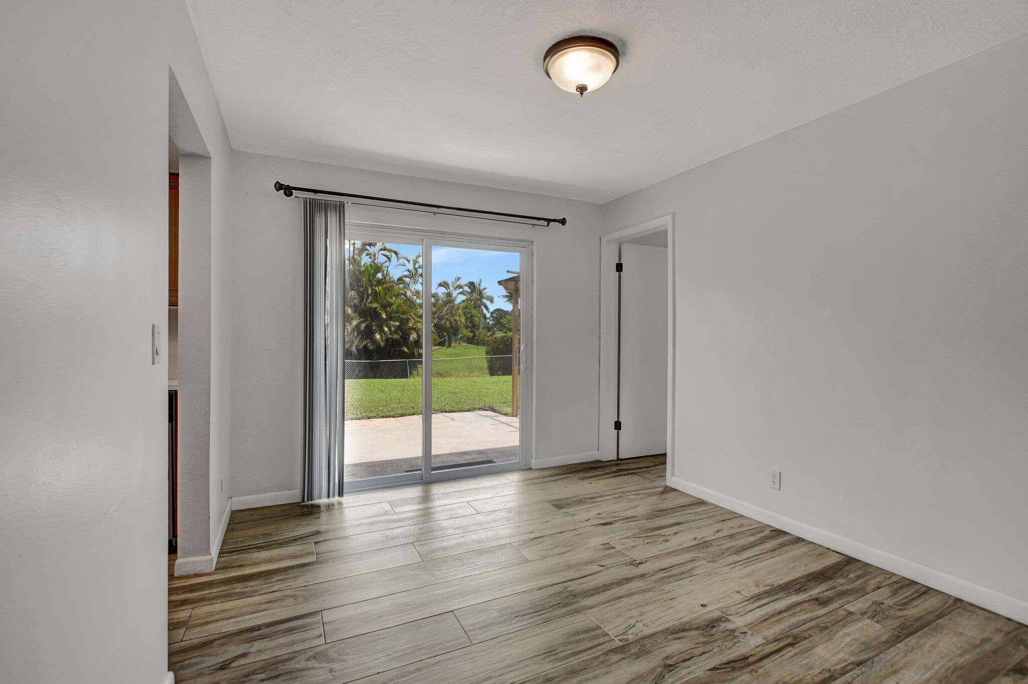 254 Northwest 11th Avenue Boca Raton, FL 33486 - Photo 13 of 59 Dining Room