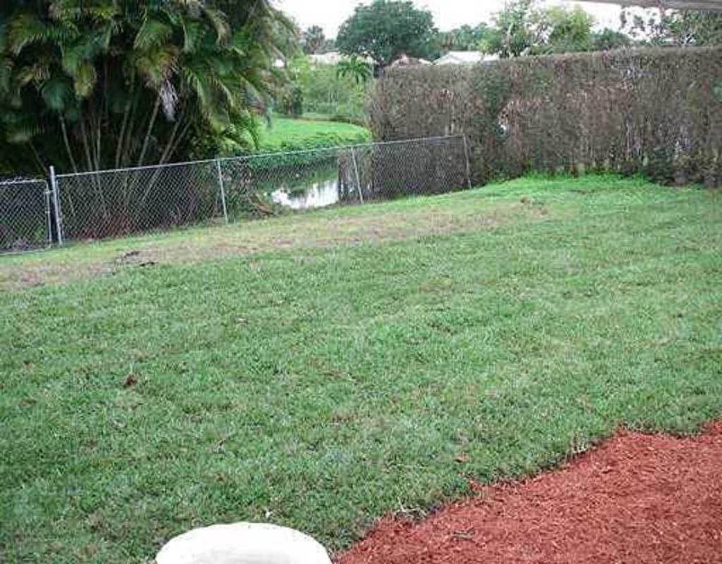 254 Northwest 11th Avenue Boca Raton, FL 33486 - Photo 52 of 59 Plenty of Room for Pool
