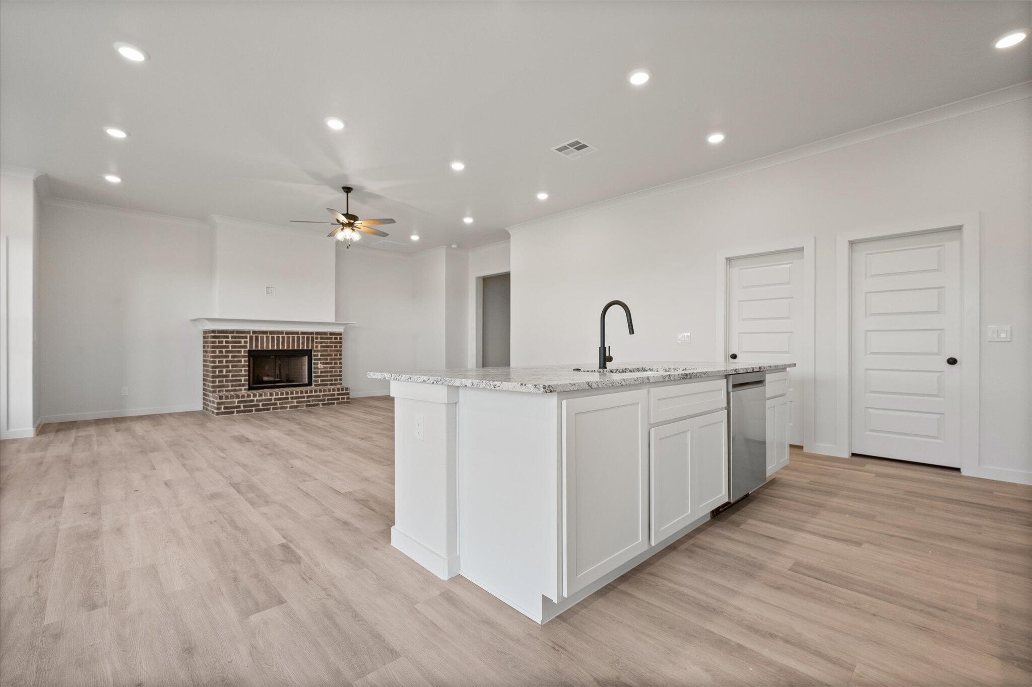 6926 53rd Street Lubbock, TX 79407 - Photo 10 of 23 08-6926 53rd_8290