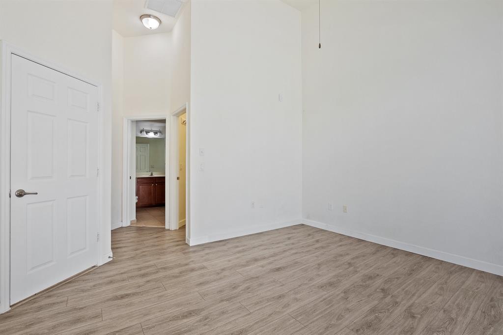 816 West Village Circle, Unit 1 Davie, FL 33325 - Photo 13 of 27 a view of a room with wooden floor