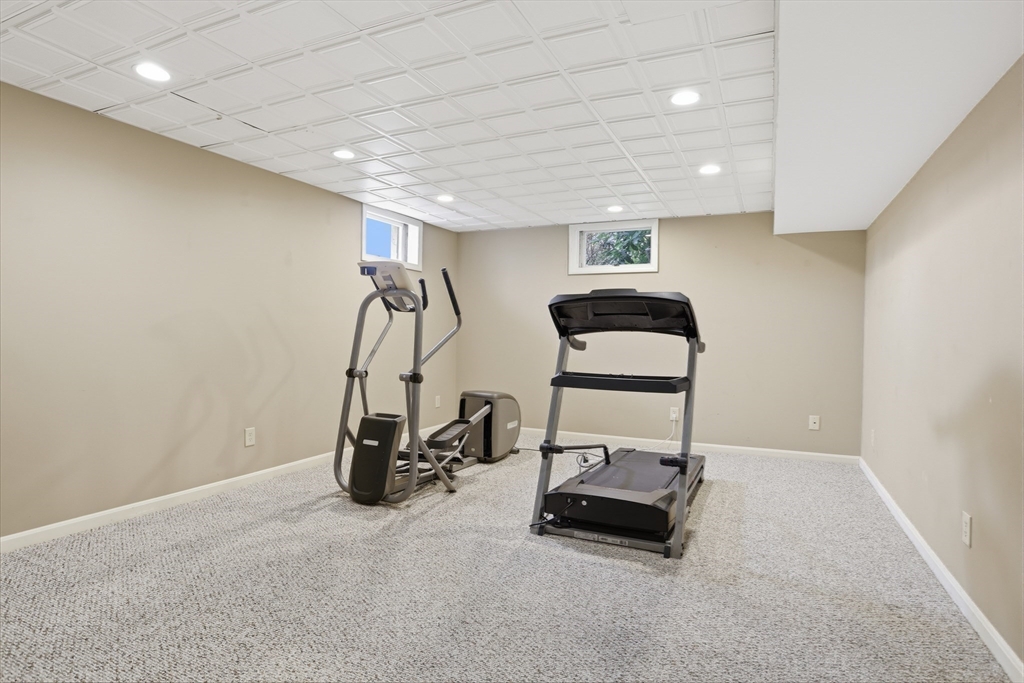 48 Vaughn Hill Road Bolton, MA 01740 - Photo 32 of 42