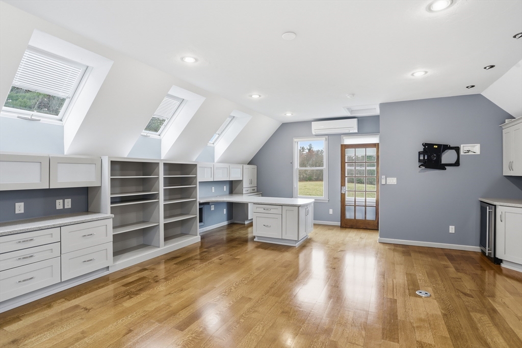 48 Vaughn Hill Road Bolton, MA 01740 - Photo 33 of 42