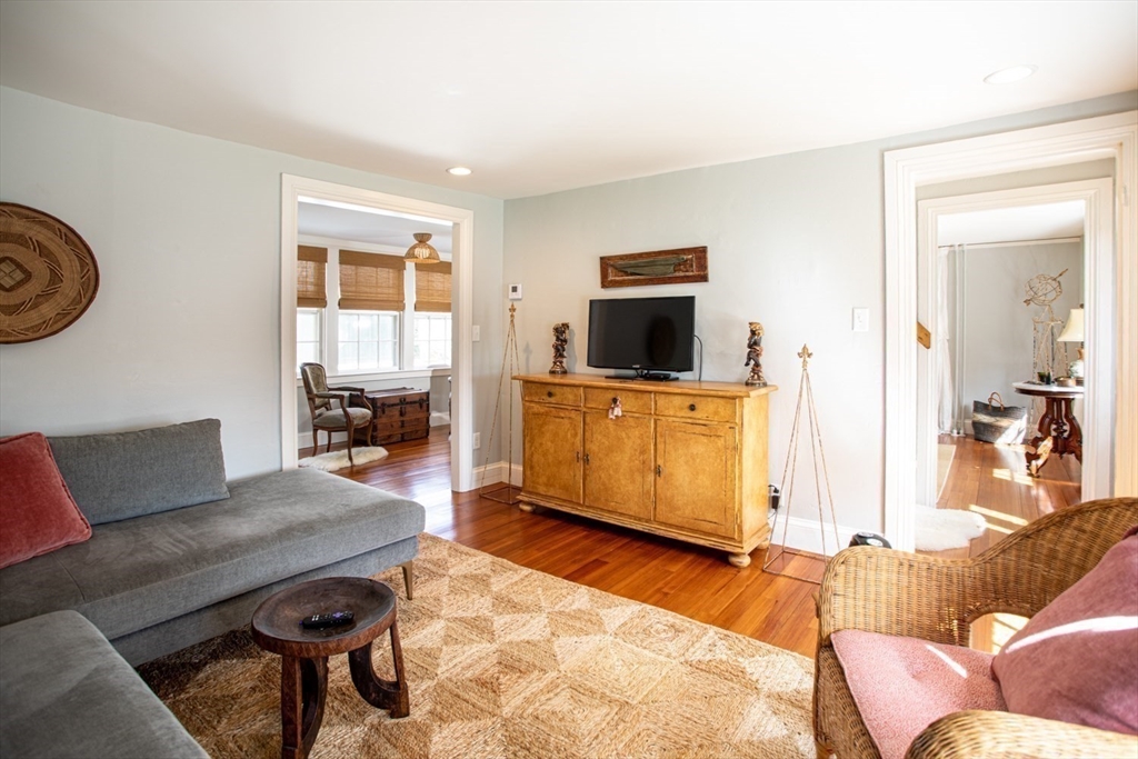 41 Drift Road Westport, MA 02790 - Photo 22 of 38