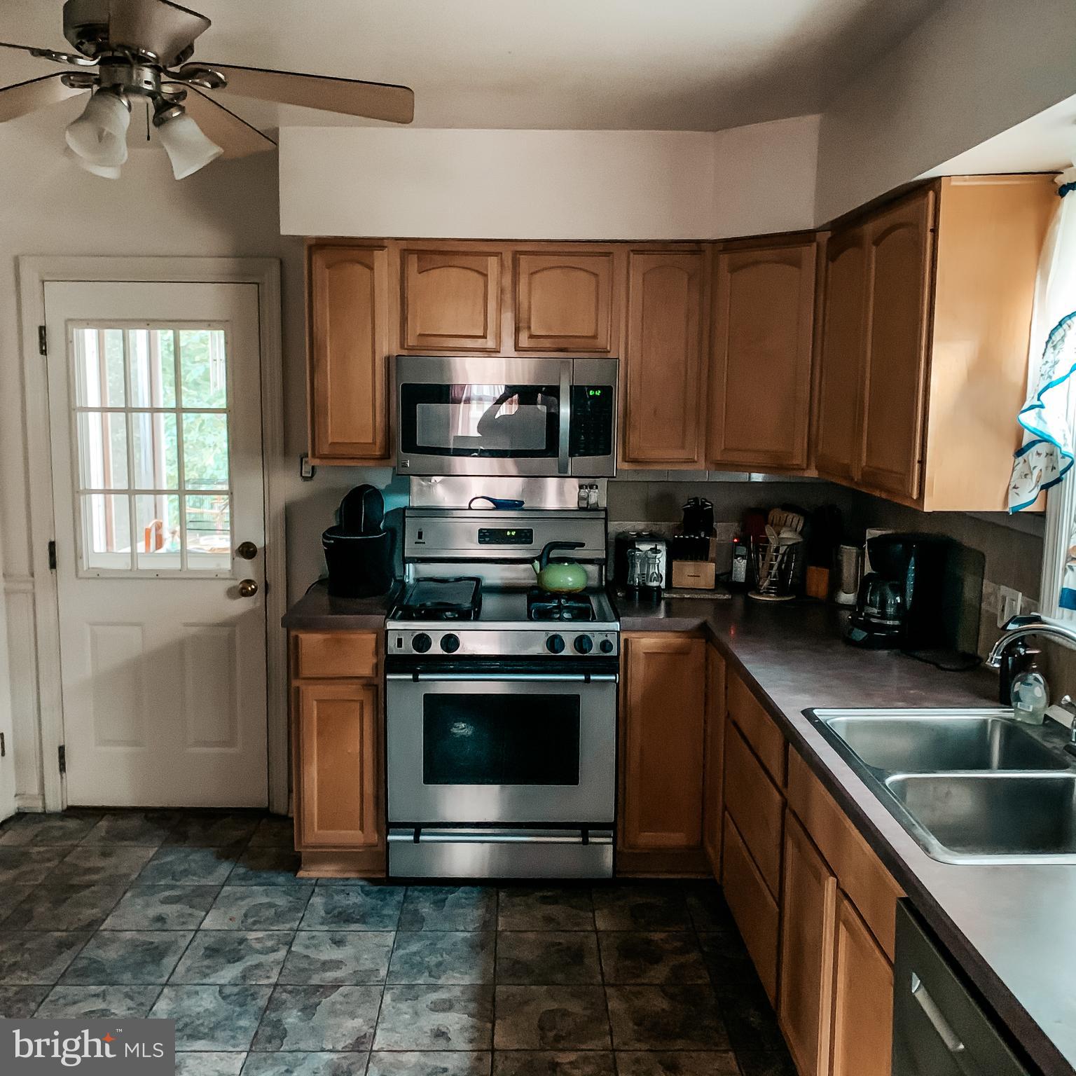 315 East Rodgers Street Ridley Park, PA 19078 - Photo 6 of 25 Gallery Image 6