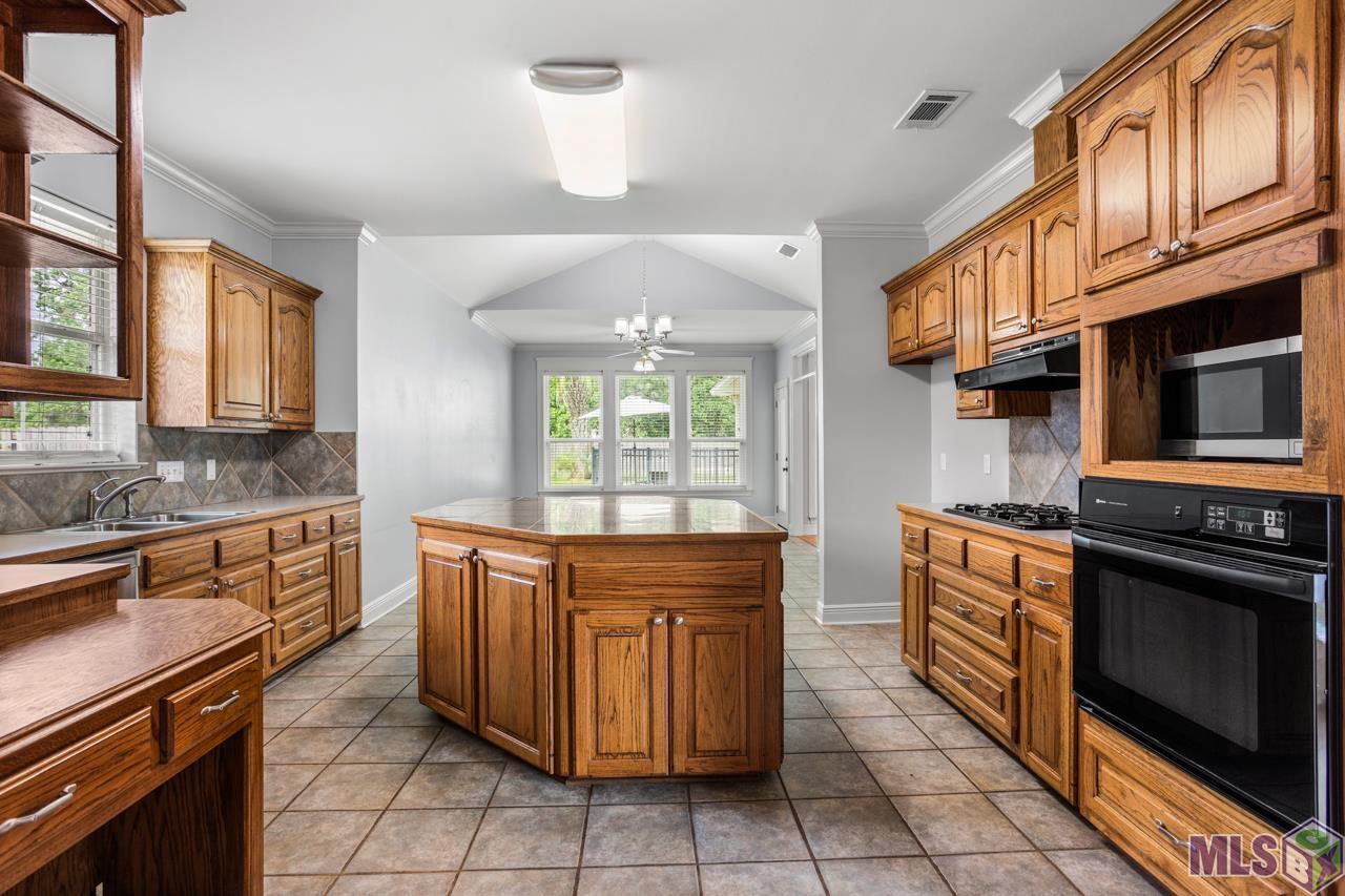 16427 Wesley Evans Road Prairieville, LA 70769 - Photo 11 of 33