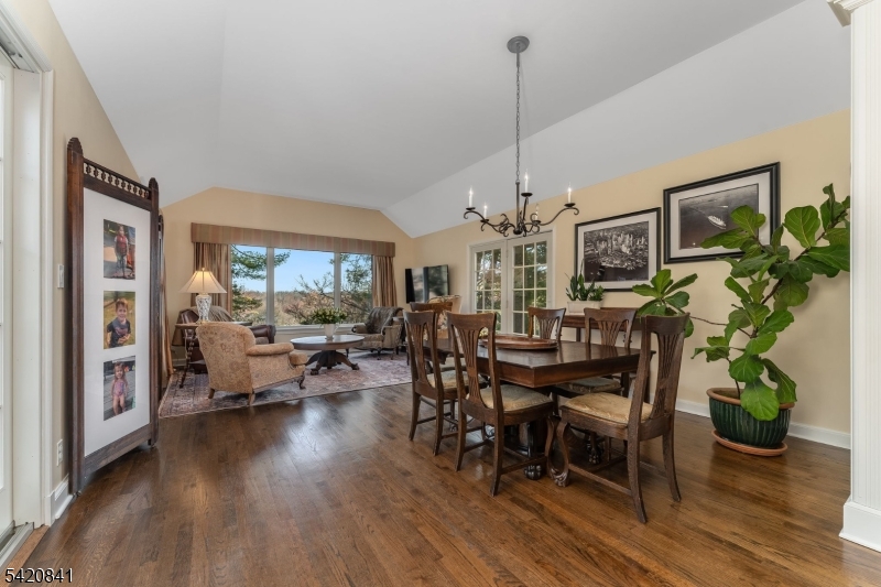 622 River Road Chatham, NJ 07928 - Photo 12 of 41